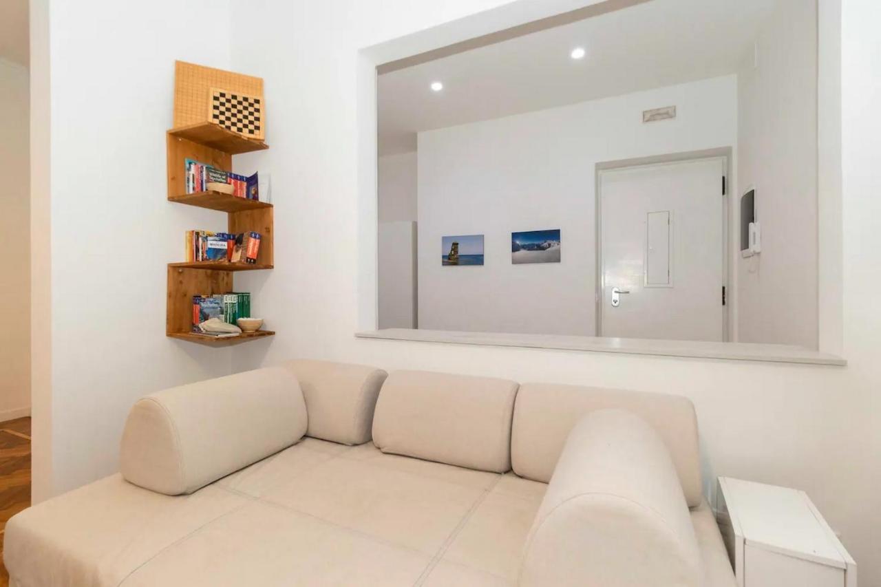 New! Cit Turin Elegant Apt With Parking Экстерьер фото